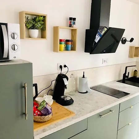 Apartment Le Garengeot 2 -wifi-centre Vitre (Ille-et-Vilaine)